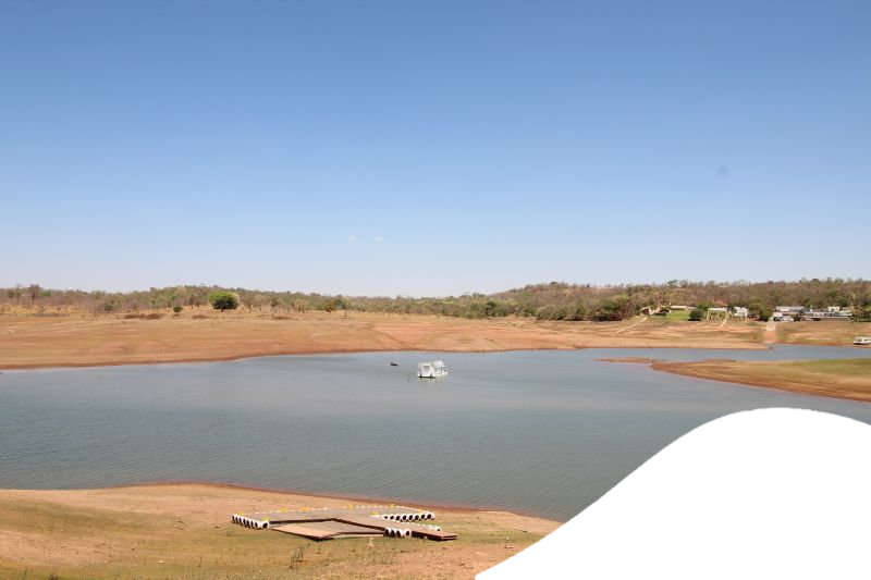 Foto PONTAL DO LAGO